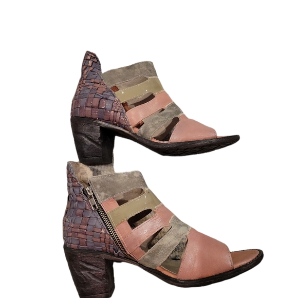 Papucei leather pink and gray heel gladiator sandal - Picture 4 of 8